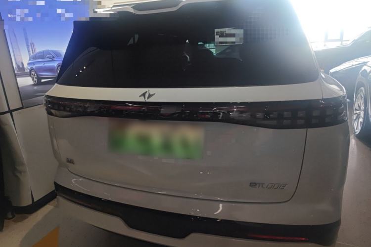 Used Dongfeng eπ eπ008 2025 210Ultra LikeYi Edition 6-Seater
