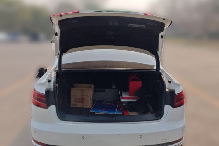 Used Audi A4L 2019 40 TFSI Fashion Edition China VI Emission Standard