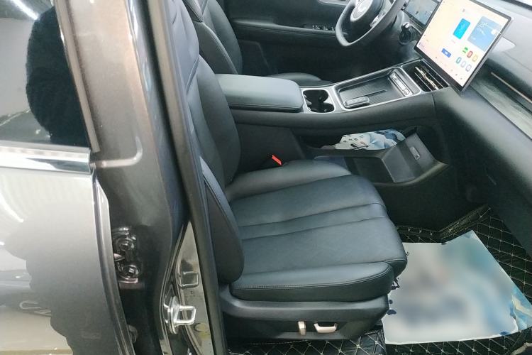 Used Wuling Xingguang S 2024 510 km Flagship Version Right Front Seat