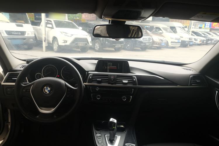 Used BMW 3 Series 2017 320Li Fashion Model
