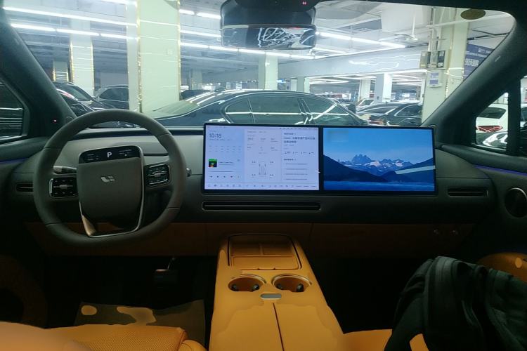 Used Li Auto Li Auto i8 2025 Model Standard Version
