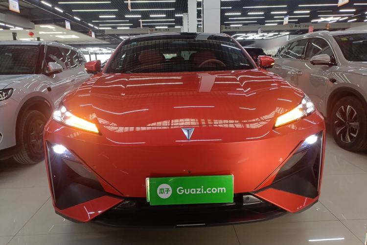 Used Deepal S07 2024 215Max Qiankun Intelligent Driving ADS SE Range-Extended Version
