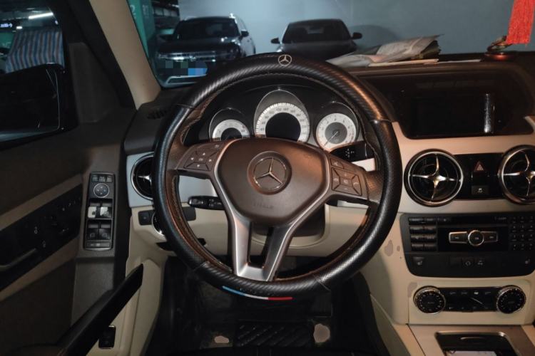 Used Mercedes-Benz GLK-Class 2013 Facelift GLK 300 4MATIC Fashion Edition