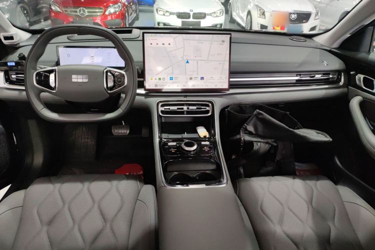 Used Geely Galaxy A7 2025 Model EM-i 150km Exploration+ Edition Center Console