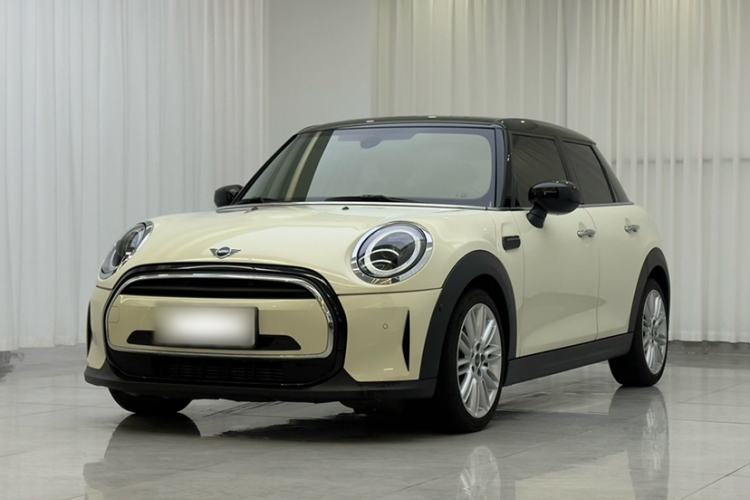 Used MINI MINI 2022 Updated 1.5T COOPER Classic Edition Five-Door Version