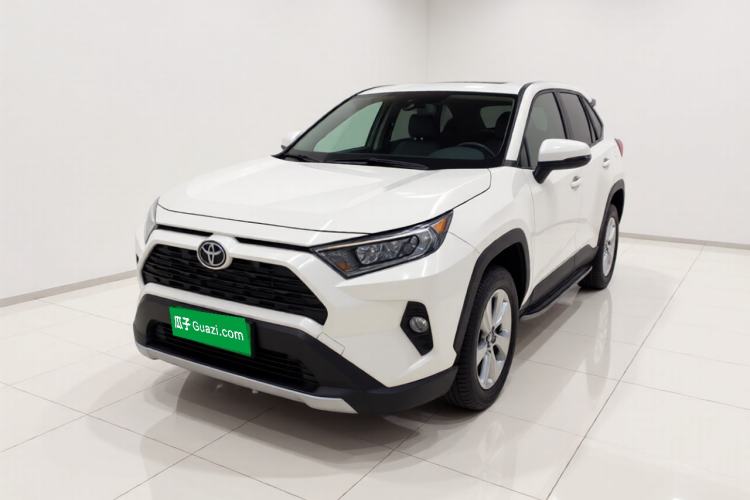 Used Toyota RAV4 2020 2.0L CVT Two-Wheel Drive Fashion Edition Guazi used car, China used car export, Used car for sale, Used  cars, Cheapest cars for sale