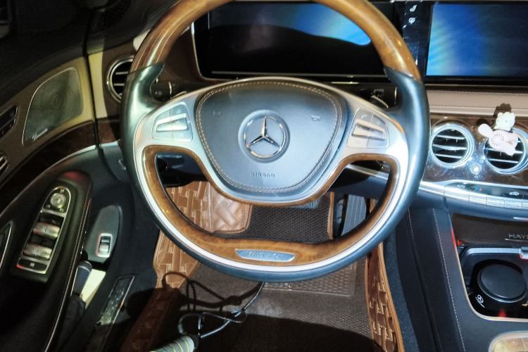 Used Mercedes-Benz Maybach S-Class 2016 S 400 4MATIC Steering Wheel
