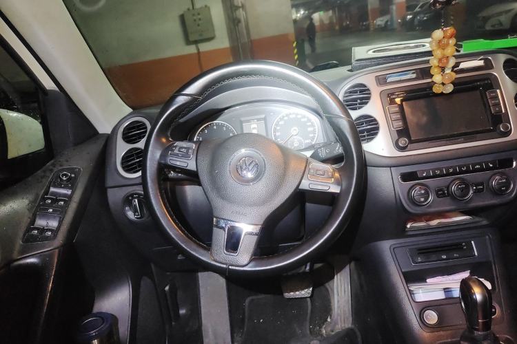 Used Volkswagen Tiguan 2013 2.0 TSI Automatic All-Wheel-Drive Flagship Edition