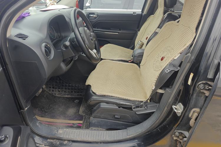 Used Jeep Compass 2012 2.0L two-wheel drive luxury version