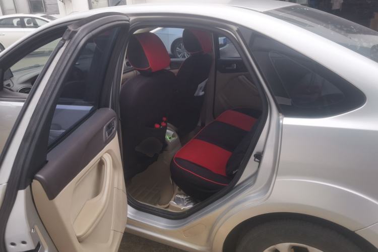 Used Ford Focus 2013 Sedan Classic 1.8L Automatic Base Model
