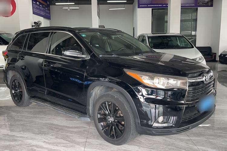 Used Toyota Highlander 2017 2.0T Four-Wheel Drive Black Edition Limited Model
