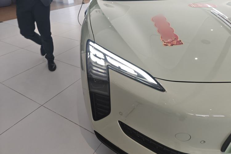 Used Hongqi EH7 2025 690 Smart Selection Edition Right Front Headlight