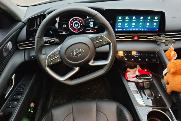 Used Hyundai Elantra 2022 1.5L CVT GLX Elite Edition