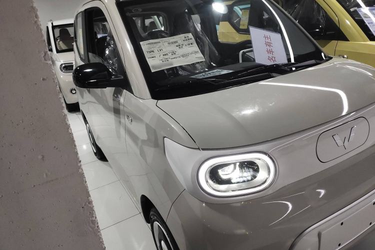 Used Wuling Hongguang MINIEV 2024 3rd Generation 215km Youth Edition