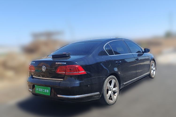 Used Volkswagen Magotan 2015 Revised Version 2.0 TSI Prestige Edition Rear Right 45 Deg