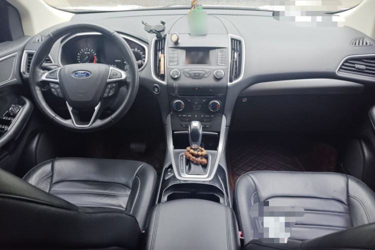 Used Ford Edge 2015 2.0T GTDi Two-Wheel-Drive Platinum Edition