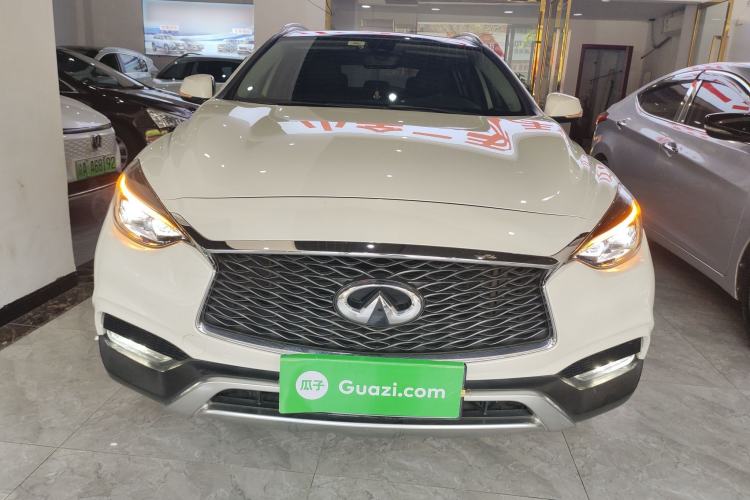 Used Infiniti QX30 2017 1.6T Two-Wheel-Drive Sport Edition Front