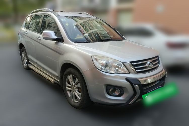Used Haval H6 2011 Green Silence 2.0T Manual Two-Wheel Drive Urban Model