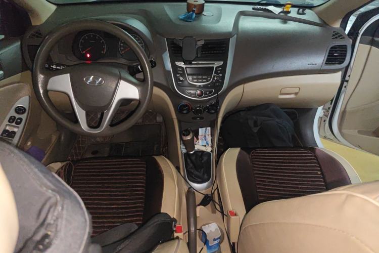 Used Hyundai Verna (older generation) 2010 Sedan 1.4L Manual Comfort GS