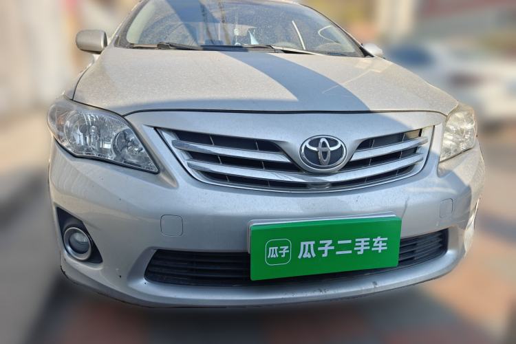 Used Toyota Corolla 2012 Luxurious Edition 1.8L CVT GL-i
