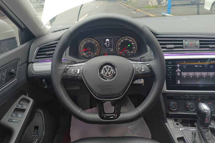 Used Volkswagen Lamando 2021 230TSI DSG Fashion Edition