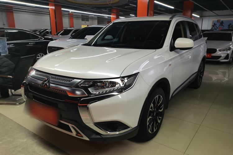 Used Mitsubishi Outlander 2020 2.0L Two-Wheel Drive Comfort Edition 5 Seats