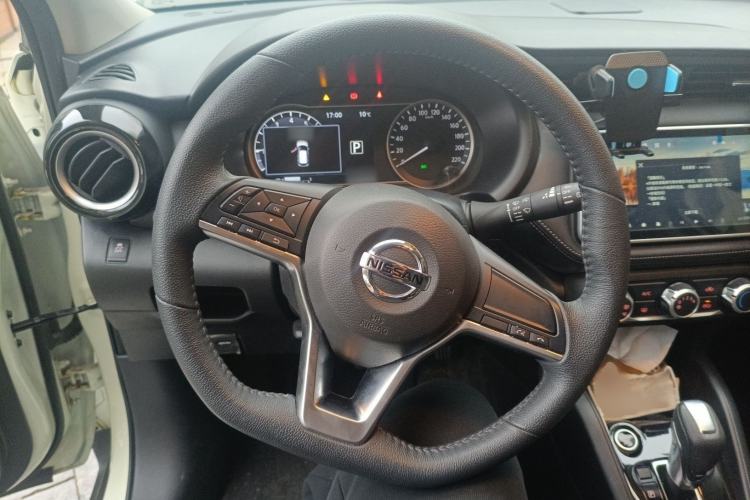 Used Nissan Kicks 2021 1.5L XV CVT Smart Connect Luxury Edition
