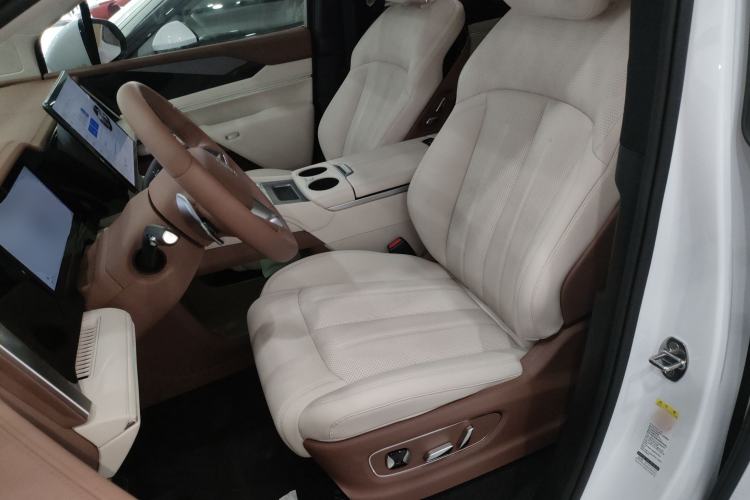 Used BYD Xia 2025 DM-i 1.5T 180km Excellence Model
