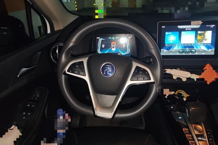 Used BYD Yuan New Energy 2019 EV535 Smart Connect Trendsetting Model
