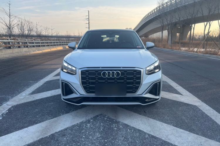 Used Audi Q2L 2023 35TFSI Progressive Dynamic Edition