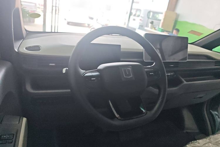 Used Farizon Xingxiang V 2025 Xingxiang V7E Functional Edition, Smart Edition, CATL 50.2kWh
