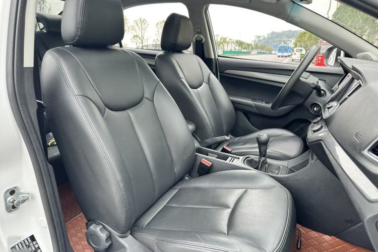 Used Roewe 360 2015 1.5L Manual Luxury Edition
