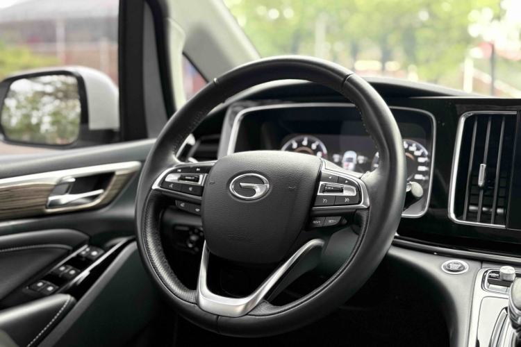 Used GAC Trumpchi M8 2021 Master Series 390T Prestige Edition Steering Wheel