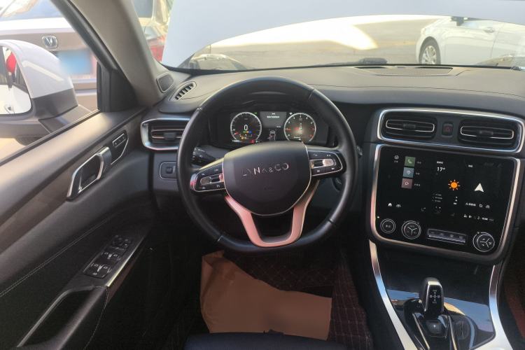 Used Lynk & Co 01 2019 2.0T Two-Wheel-Drive Pro Version China VI Standard
