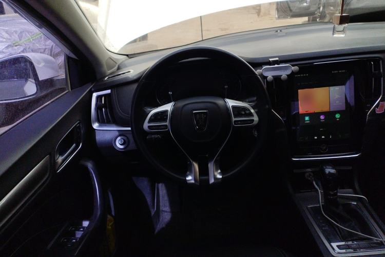 Used Roewe i6 2017 20T Automatic Internet ZhiZun Edition