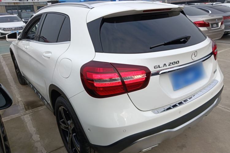Used Mercedes-Benz GLA 2018 GLA 200 Fashion Model Exterior 2