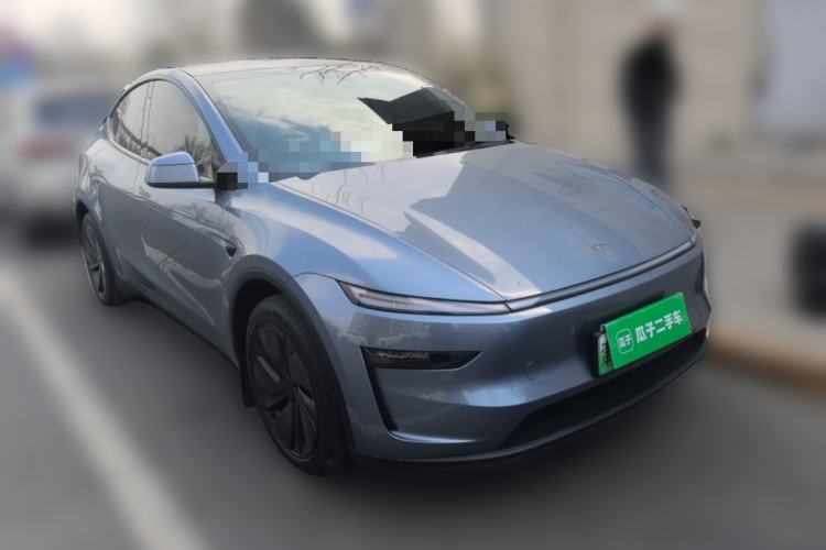 Used Tesla Model Y 2025 Rear-Wheel-Drive Version