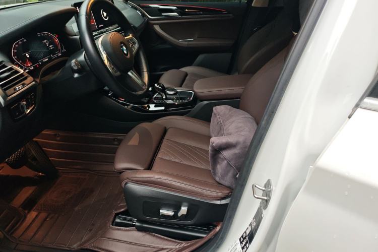 Used BMW X3 2022 Restyled xDrive25i M Sport Package Left Front Seat