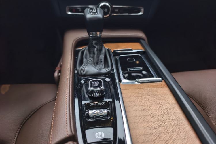 Used Volvo S90 2020 T5 Zhiyi Luxury Edition
