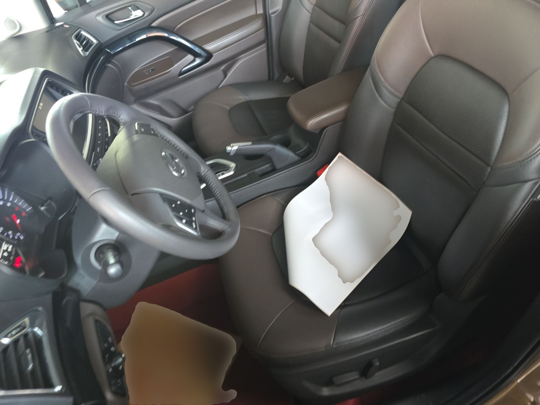 Переднее сиденье в автомобиле