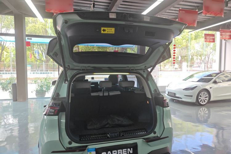 Used AION Y 2022 70 Tech Edition Lithium Iron Phosphate Trunk