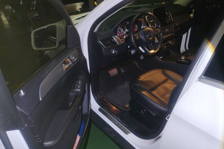 Used Mercedes-Benz GLE Coupe 2015 GLE 320 4MATIC Coupe SUV Driver Seat