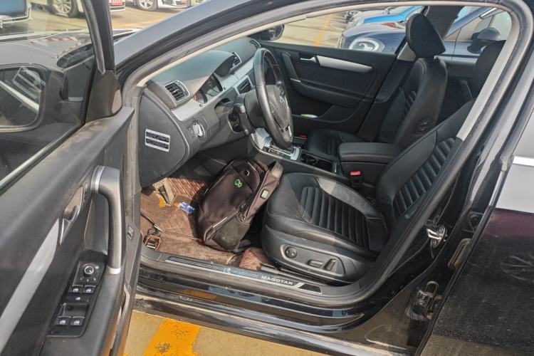 Used Volkswagen Magotan 2016 1.8TSI Smart Enjoyment Leading Model