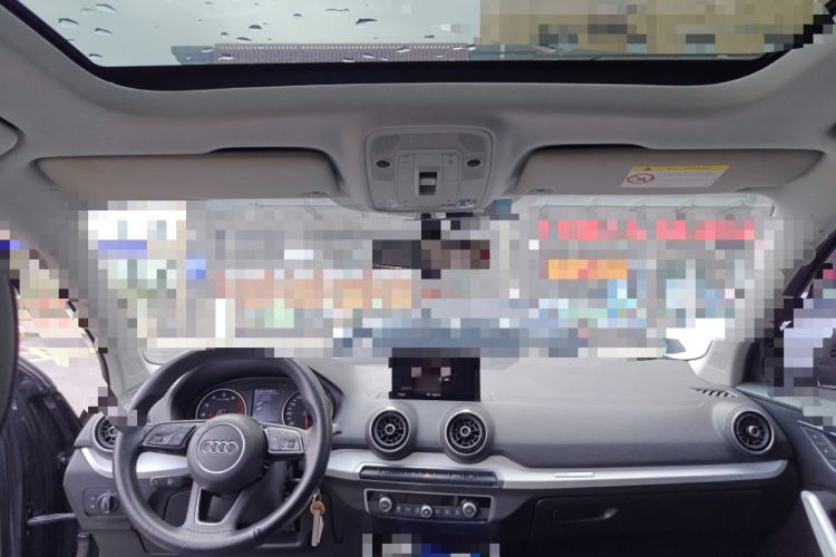 Used Audi Q2L 2018 35 TFSI Fashionable & Elegant Version China VI Emission Standard Headliner