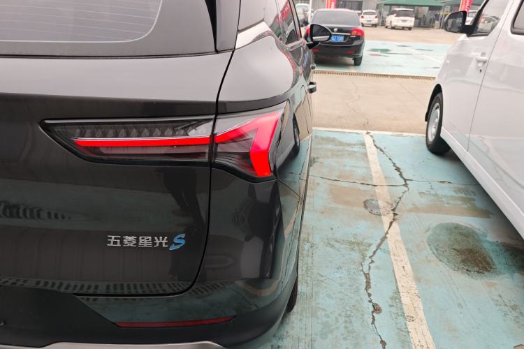 Used Wuling Xingguang S 2024 130 km Flagship Version