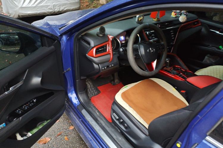 Used Toyota Camry 2018 Dual-Engine 2.5 HG Luxury Edition Driver Seat