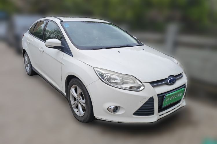 Used Ford Focus 2012 Sedan 1.6L Automatic Fashion Edition