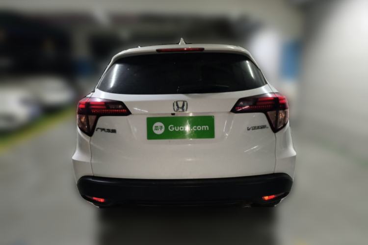 Used Honda Vezel 2017 1.8L CVT Front-Wheel Drive Pioneer Edition Rear