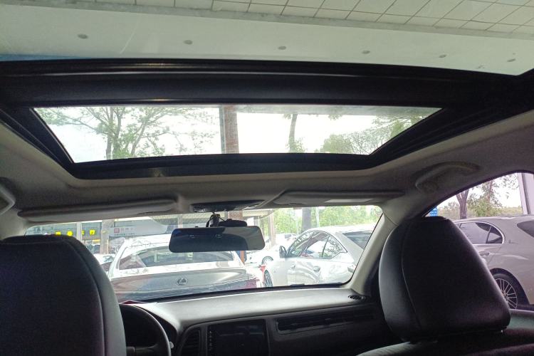 Used Honda Vezel 2019 1.5L CVT Luxury Model China VI
