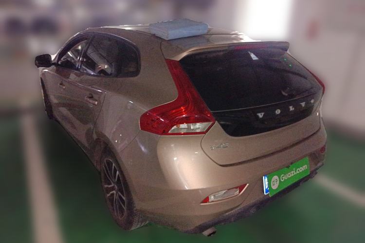 Used Volvo V40 2017 T3 Zhiyi Edition